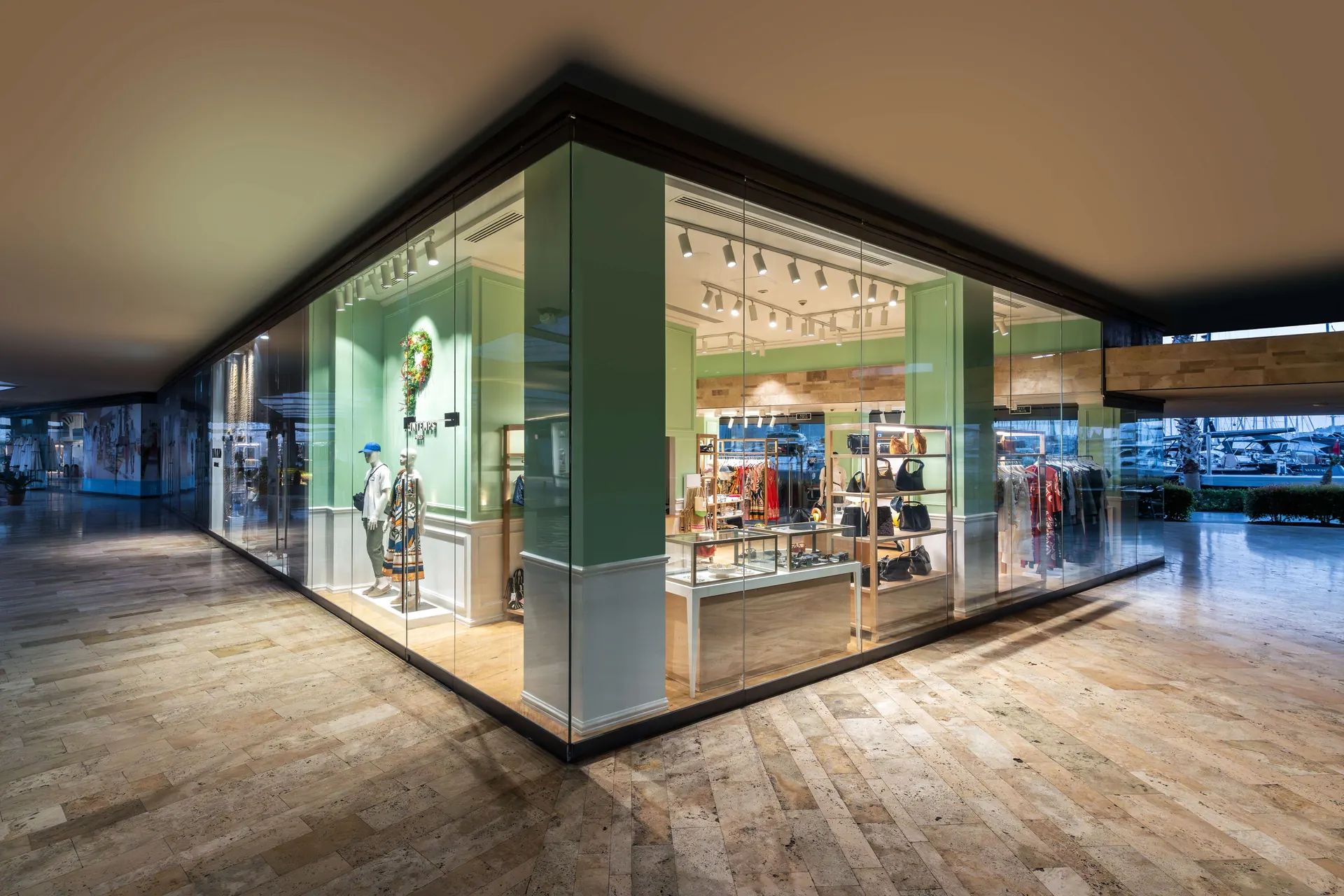 Printemps boutique at Yalıkavak Marina